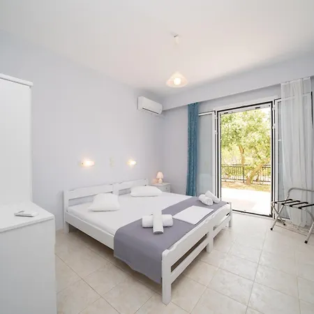 Xi Village 3*