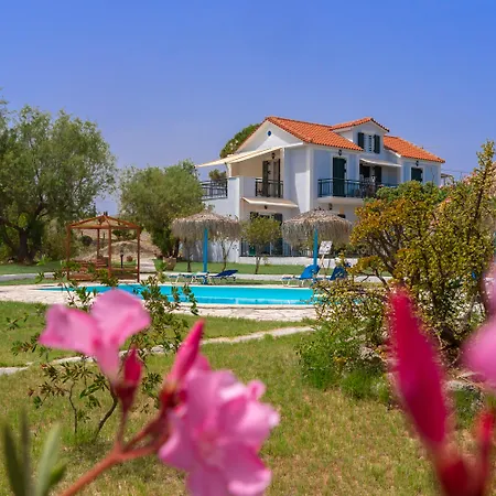 شقة فندقية Xi Village 3*