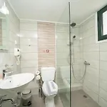 Xi Village 3*
