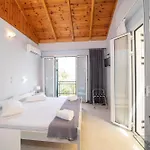 Xi Village 3*