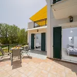 Xi Village Aparthotel 3*