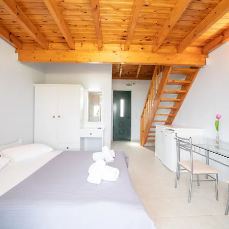 Xi Village Apartmanhotel Xi Beach