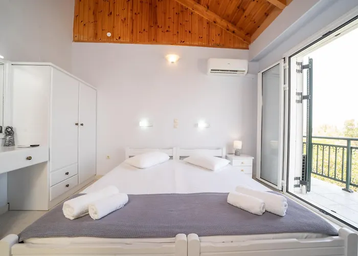 Апарт-отель Xi Village 3*
