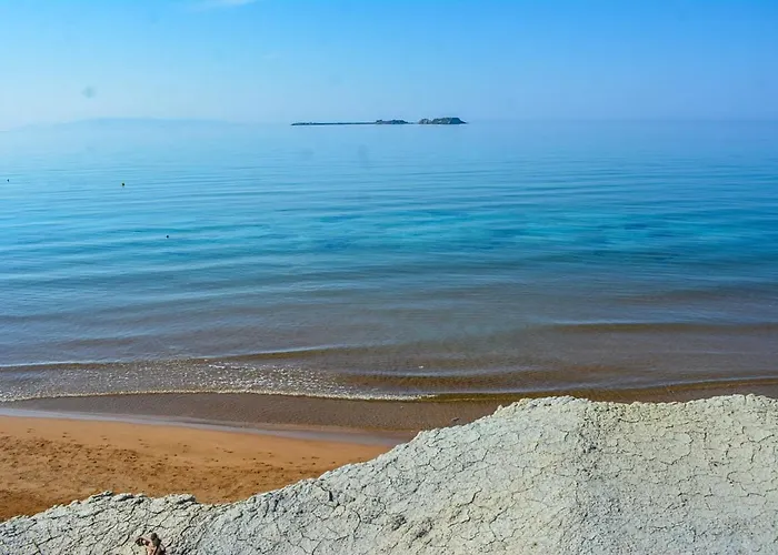 Апарт-отель Xi Village 3*