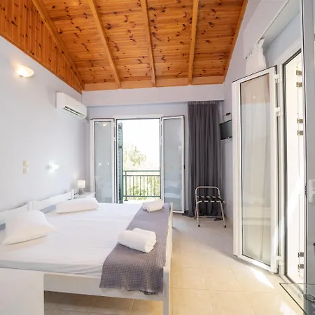 Xi Village 3*