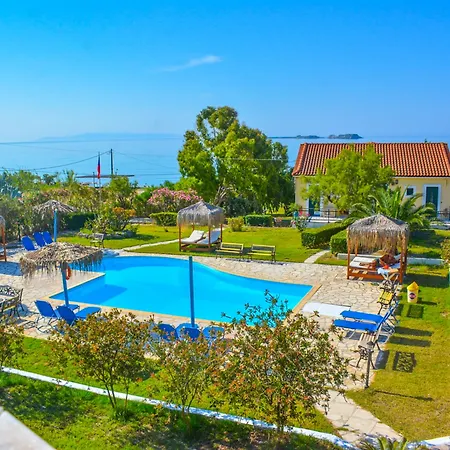 Xi Village 3*
