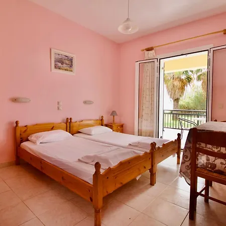 アパートホテル Xi Village